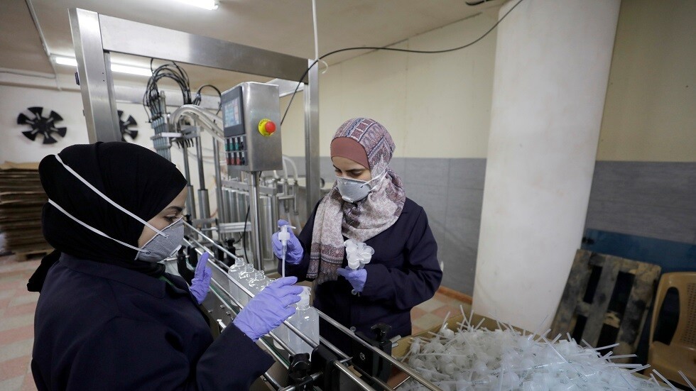 الصحة الفلسطينية تنفي معلومات متداولة حول احتمال إصابة 60 - 80% من سكان الضفة الغربية بكورونا