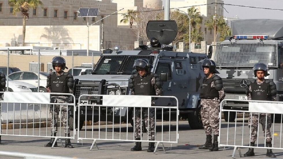 الأردن.. بدء حظر تجول عام على مستوى البلاد لمنع تفشي "كورونا"