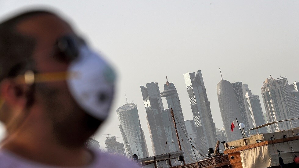 قطر تبدأ الدراسة بنظام التعليم عن بعد