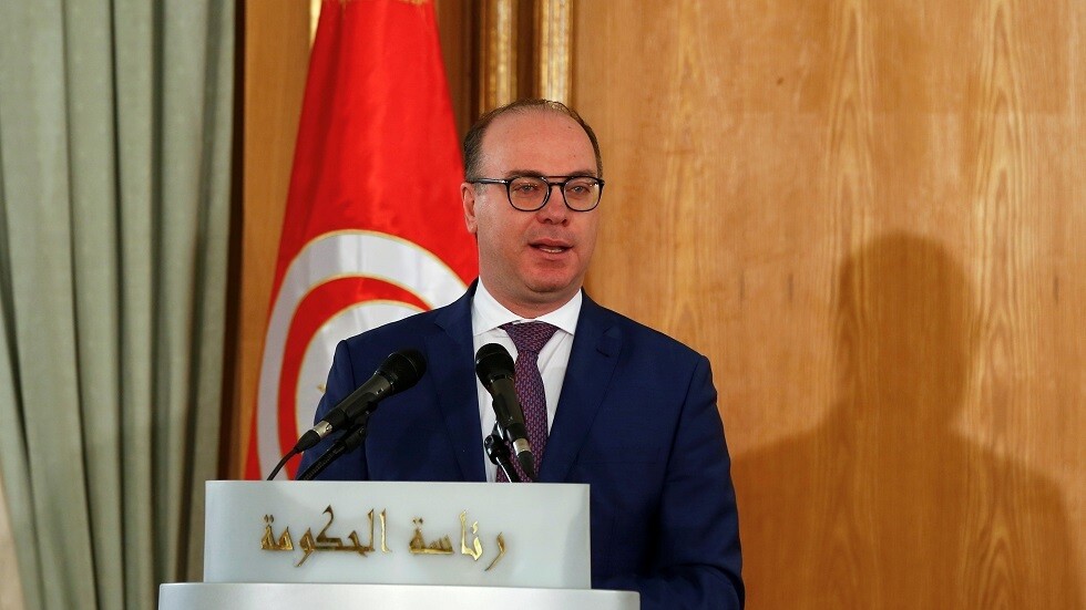 لتخفيف عبء أزمة كورونا.. رئيس الحكومة التونسية يعلن عن حزمة إجراءات اجتماعية واقتصادية