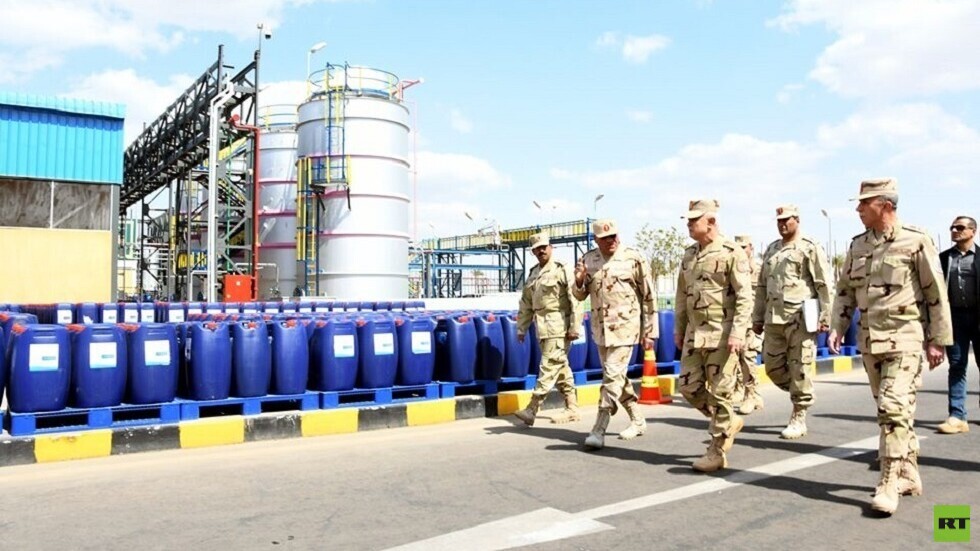 الجيش المصري يعلن توفير مطهرات ومواد تعقيم لمكافحة كورونا بأمر من السيسي