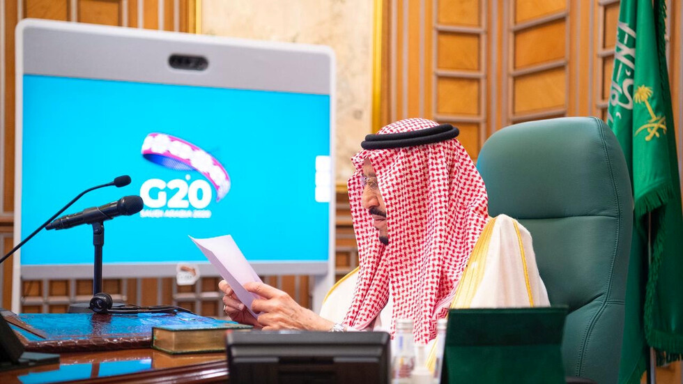 الملك سلمان في G20: يتوجب علينا إرسال إشارة قوية لإعادة الثقة في الاقتصاد العالمي