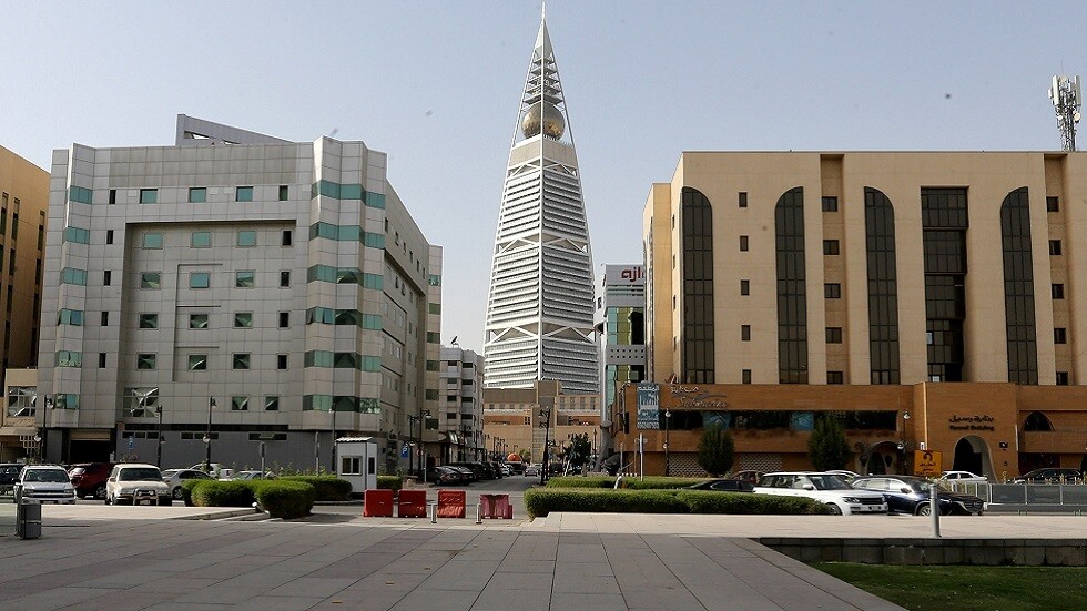 السعودية تتيح رحلات استثنائية لإجلاء البريطانيين