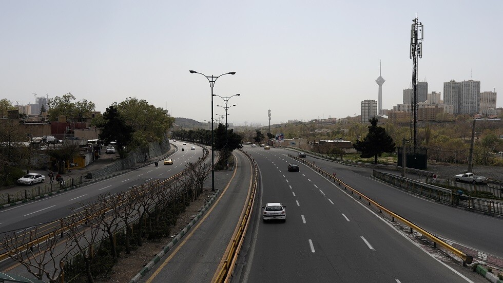 طهران تحذر من انتشار فيروس كورونا عبر مدمني المخدرات في البلاد