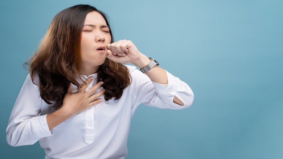 فيديو تحذيري عما تحدثه سعلة واحدة داخل السوبر ماركت