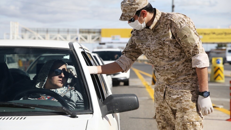 إيران.. حكم غريب على شاب خرق حظر التجول