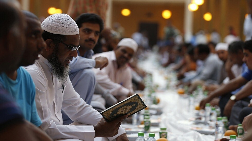 السعودية تلغي خدمة الإفطار في المسجد النبوي خلال رمضان