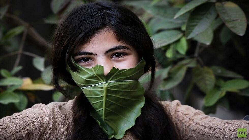 عائلة فلسطينية تتوصل لحل فريد من نوعه للوقاية من كورونا (صور)