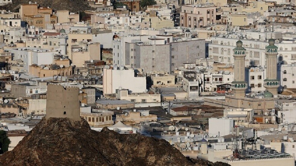 سلطنة عمان تعلن عن ثامن حالة وفاة بكورونا في البلاد