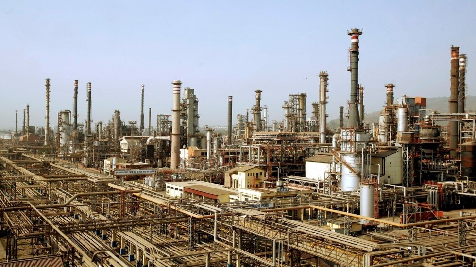 وزير النفط السوري: الحديث عن رفع العقوبات الأمريكية "كذب" وسعر النفط محليا لن يتأثر بانخفاضه عالميا