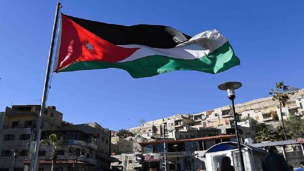 البرهان يتوقع شطب السودان من قائمة الإرهاب ويحذر من مساعي حزب البشير لتثبيط الثورة
