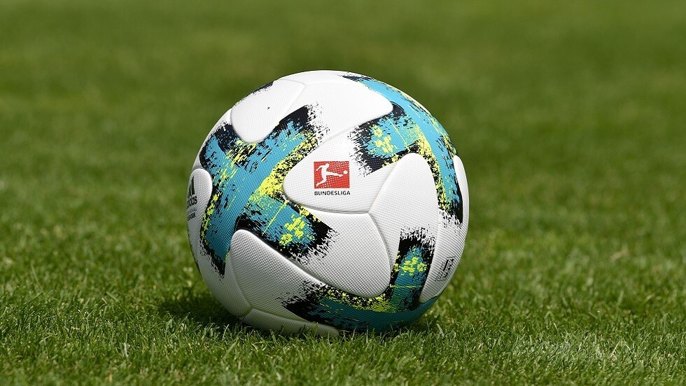 وزير الداخلية الألماني يوافق على استئناف الدوري المحلي