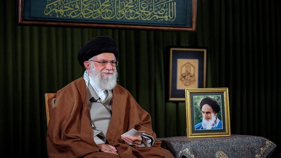 تغريدة لخامنئي تشعل تكهنات بإمكانية تحول في سياسة إيران