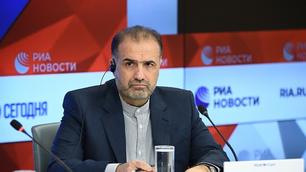 إيران تؤيد تخفيض إنتاج النفط