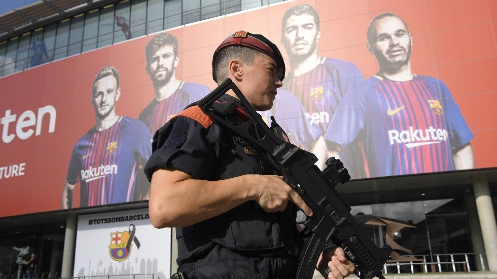 اعتقال مواطن دولة عربية خطط لارتكاب عملية إرهابية خلال الكلاسيكو بين برشلونة وريال مدريد