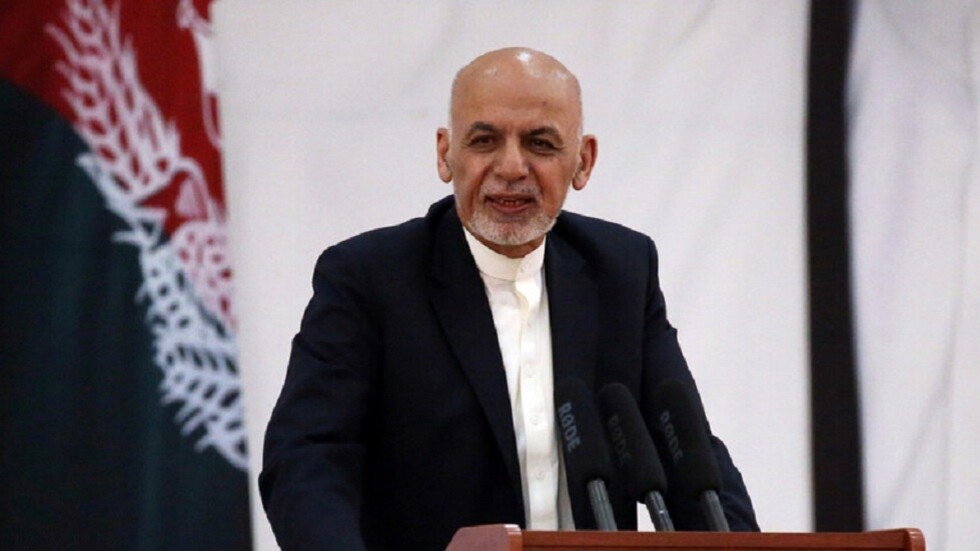 رئيس أفغانستان يعلن أن خصمه سيتولى ثاني أهم منصب في البلاد