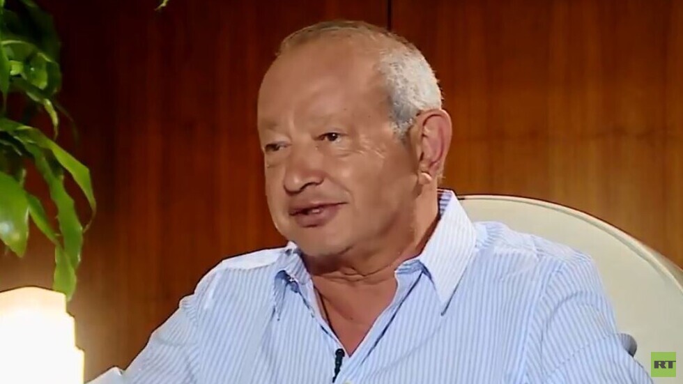 نجيب ساويرس منتقدا المصريين: إجراءات الوقاية من كورونا لديهم صفر