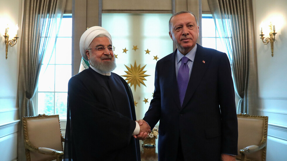 روحاني وأردوغان: يجب إعادة فتح الحدود على وجه السرعة