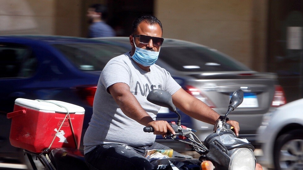 مصر.. 19 حالة وفاة و910 حالة جديدة مصابة بفيروس كورونا المستجد
