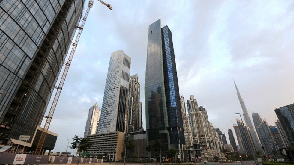 دبي تحدد شروط رفع قيود العزل الذاتي عن المتعافين من كورونا