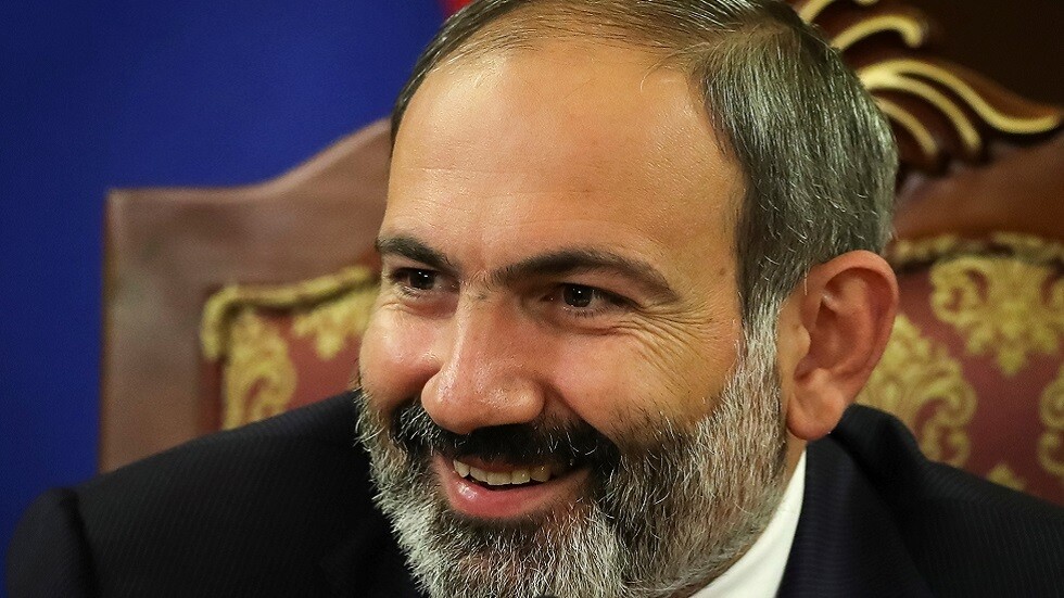 رئيس وزراء أرمينيا يعلن تعافيه من كورونا