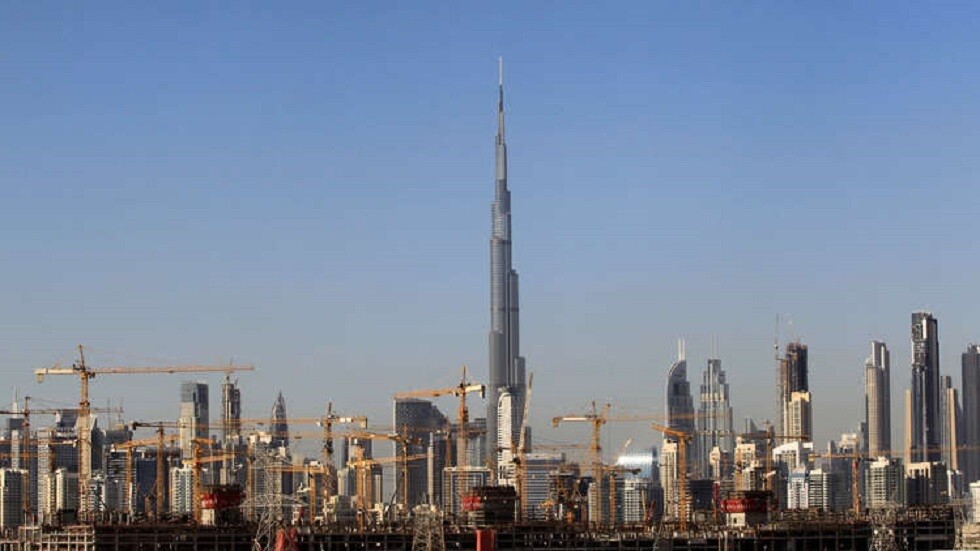 الإمارات تعلن حزمة قرارات تتعلق بإقامة الوافدين