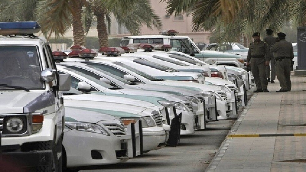حرق جسدها وكواها وحلق شعرها.. الشرطة تحقق مع وافد في جازان السعودية