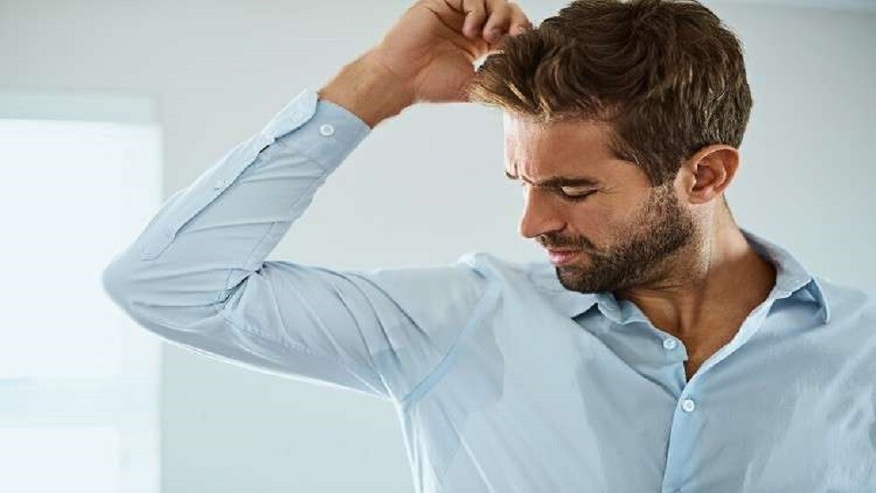 التعرق دون سبب علامة تحذيرية لخطر صحي ربما يكون قاتلا