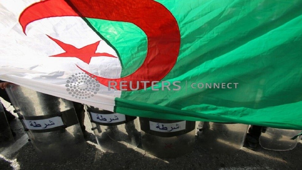 الجزائر.. القضاء العسكري يقضي بسجن مدير جهاز المخابرات الداخلية السابق 8 سنوات