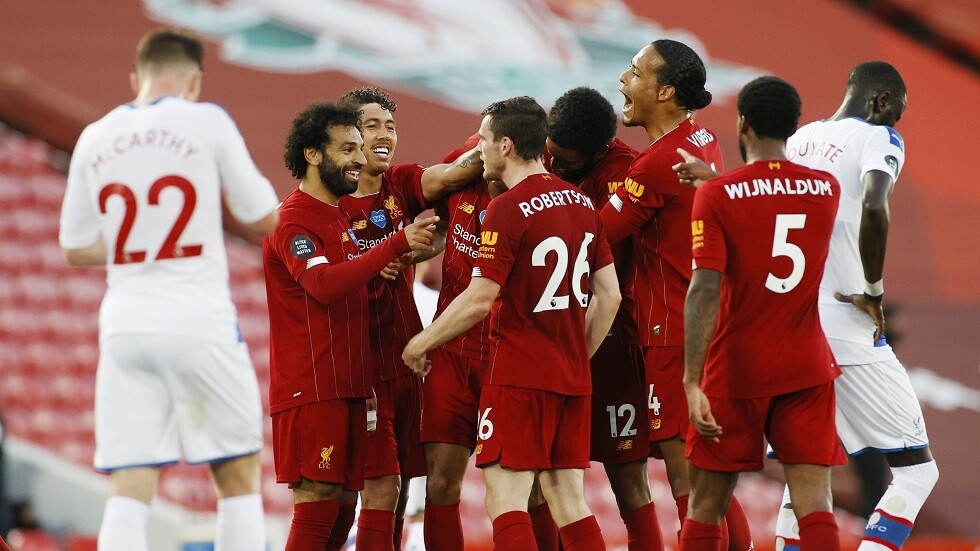 ليفربول يقسو على ضيفه كريستال بالاس ويضع قدمه على منصة التتويج (فيديو)