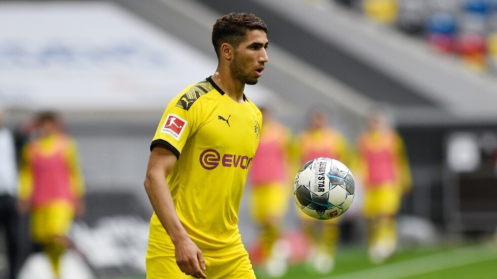 المغربي حكيمي يرفض العودة إلى ريال مدريد