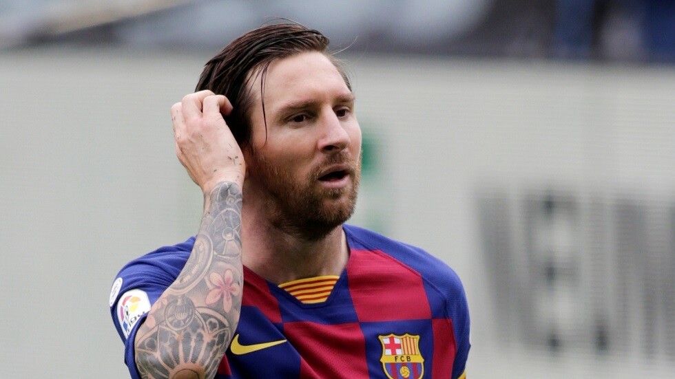 برشلونة يقع في كمين فيغو.. (فيديو)