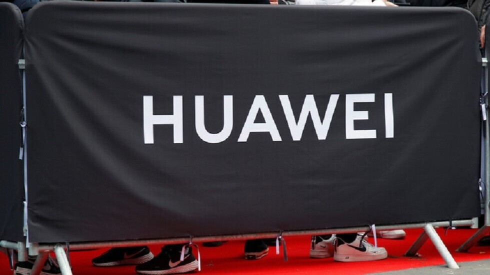 لندن بصدد استثناء هواوي من مشروع شبكة 5G في بريطانيا