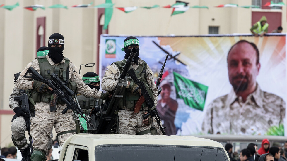 أرملة الزواري: ما يروج عن منحي الجنسية التونسية ليس صحيحا