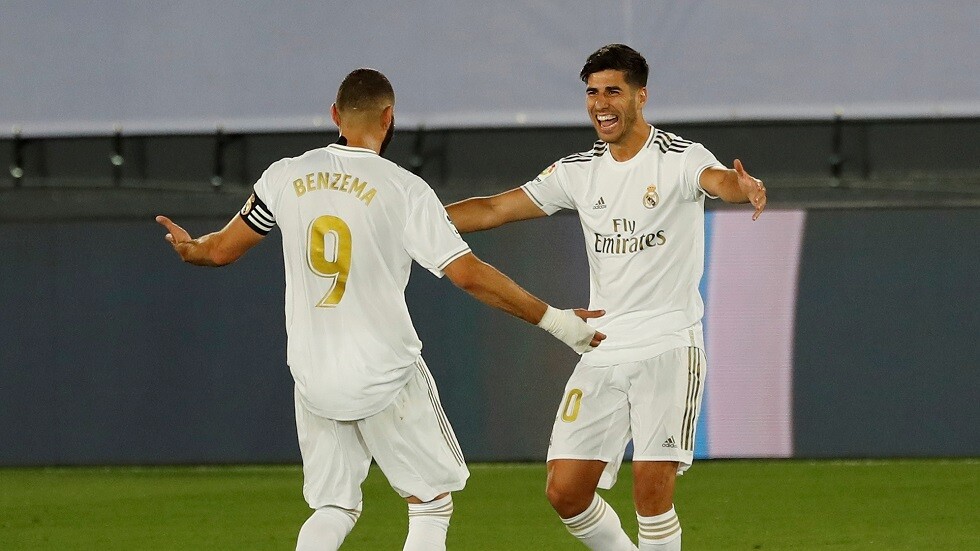 شاهد.. ريال مدريد يضع قدما على منصة التتويج