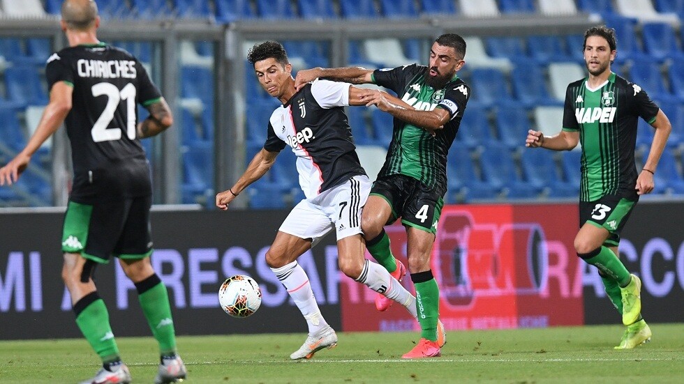 ساسولو يفرض التعادل على يوفنتوس في مباراة غزيرة بالأهداف (فيديو)