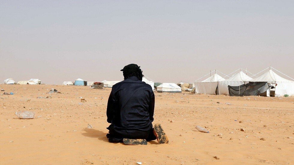 محتجون يغلقون محطة لضخ النفط بجنوب تونس للمطالبة بالتنمية والوظائف (فيديو)