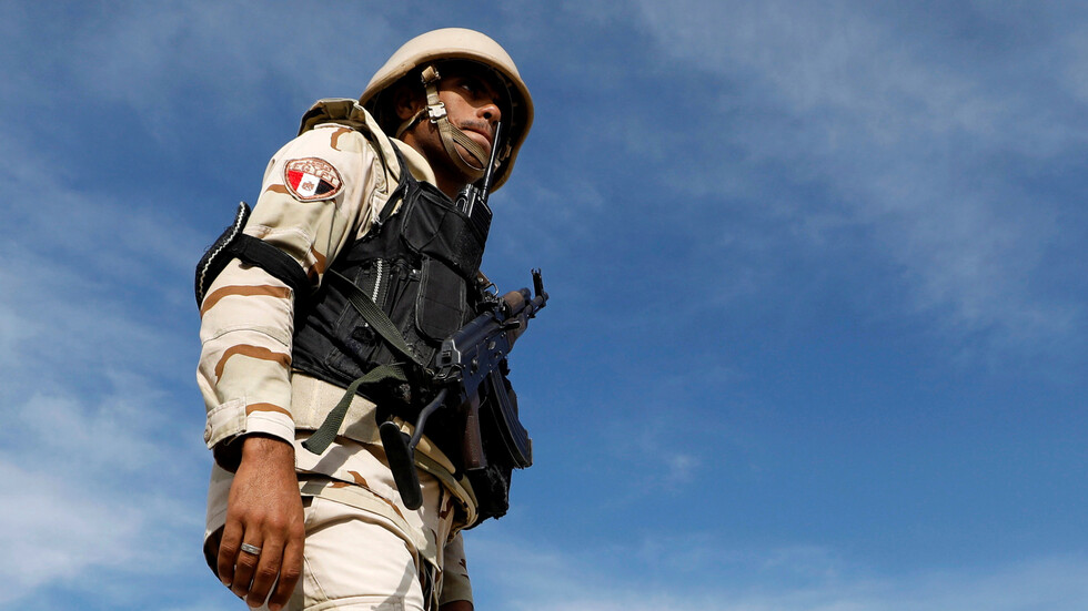 مدير أسبق لكلية الدفاع الوطني في مصر: في السياسة الدولية حاليا لا يوجد عدو أو صديق دائم