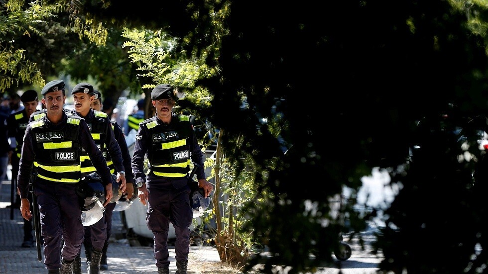 الأردن.. توقيف مشاركين في الحفلة الراقصة بالبكيني