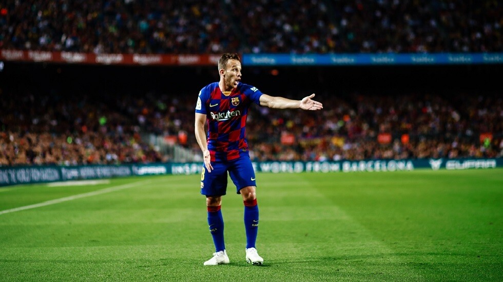 آرثر ميلو يتمرد على برشلونة