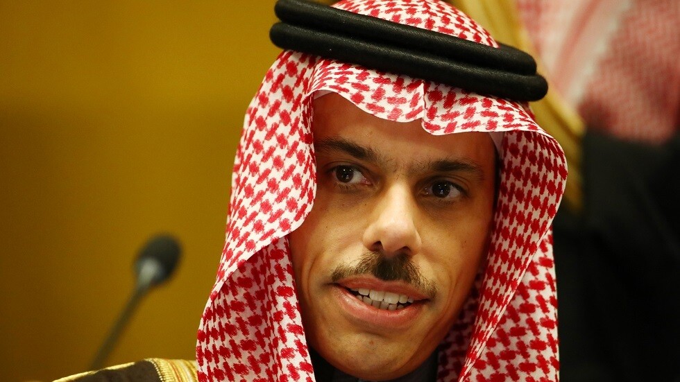 وزير الخارجية السعودي يبحث الملف الليبي مع رئيسي الجزائر وتونس