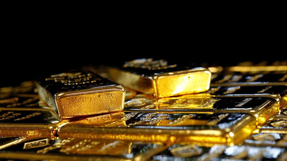الذهب يقترب من ذروته القياسية بعد بيان الاحتياطي الفيدرالي الأمريكي