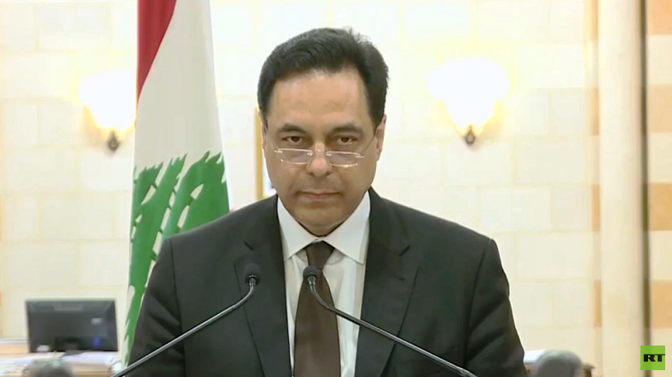 رئيس الوزراء اللبناني حسان دياب يعلن استقالة الحكومة