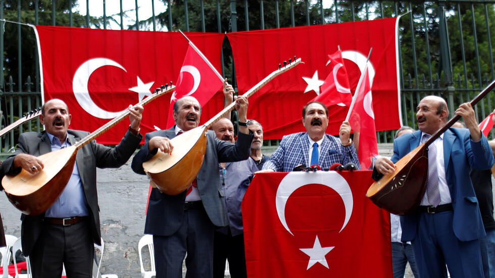 ارتفاع الليرة بعد حديث أردوغان عن "بشرى سارة"