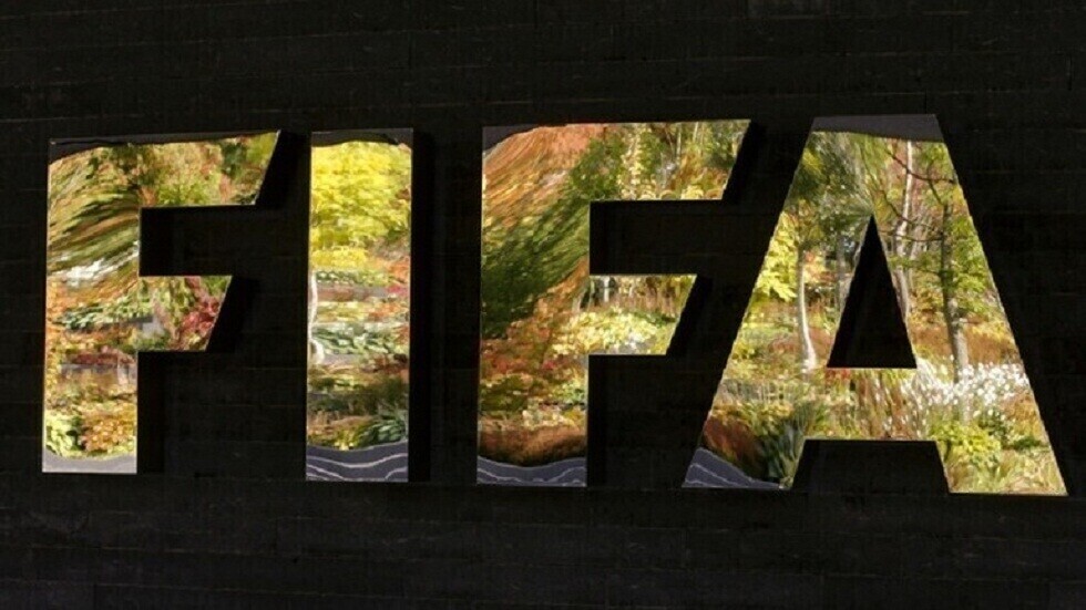 "الفيفا" يهدد ترينيداد وتوباغو بالإيقاف