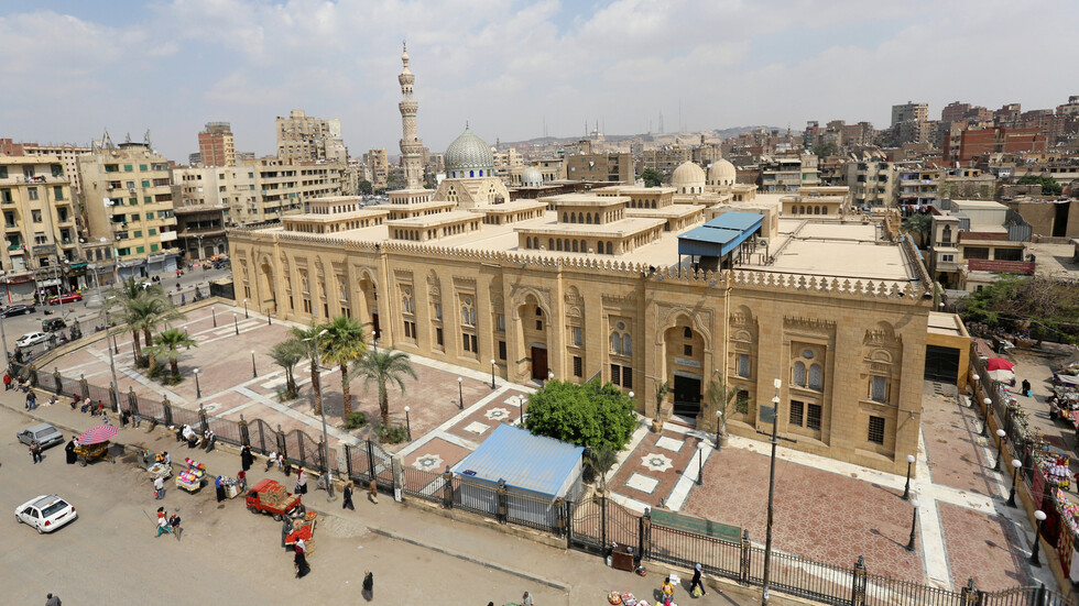 وزارة الأوقاف المصرية تستنفر استعدادا لصلاة الجمعة القادمة