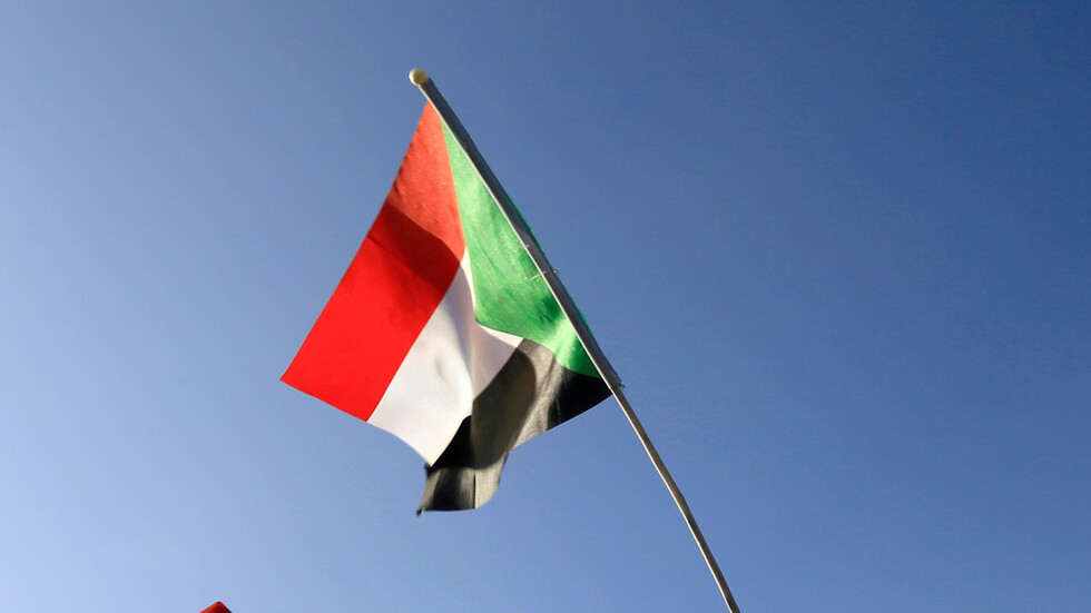 رئيس الوزراء الإثيوبي في السودان بالتزامن مع زيارة مماثلة يجريها وزير الخارجية الأمريكي