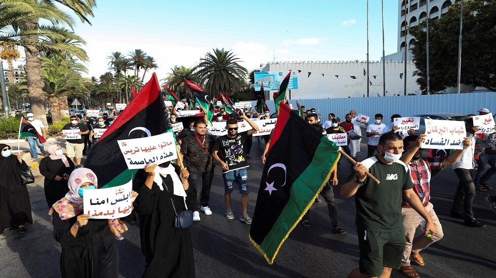 منظمة العفو الدولية تدعو لإطلاق سراح 6 محتجين في طرابلس الليبية