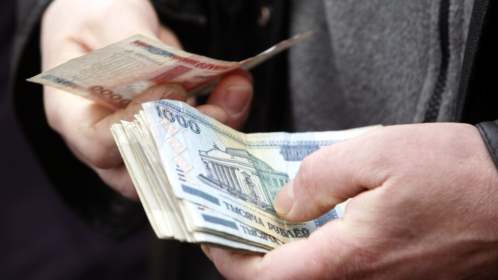 رئيس بيلاروس: اتفقت مع روسيا على إعادة تمويل دين بقيمة مليار دولار
