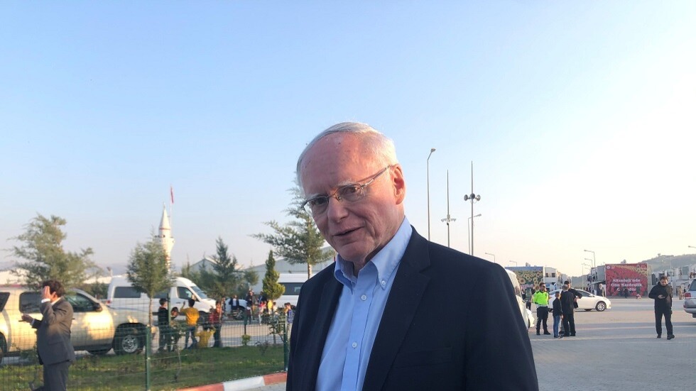 تركيا.. قالن وجيفري يبحثان الملف السوري